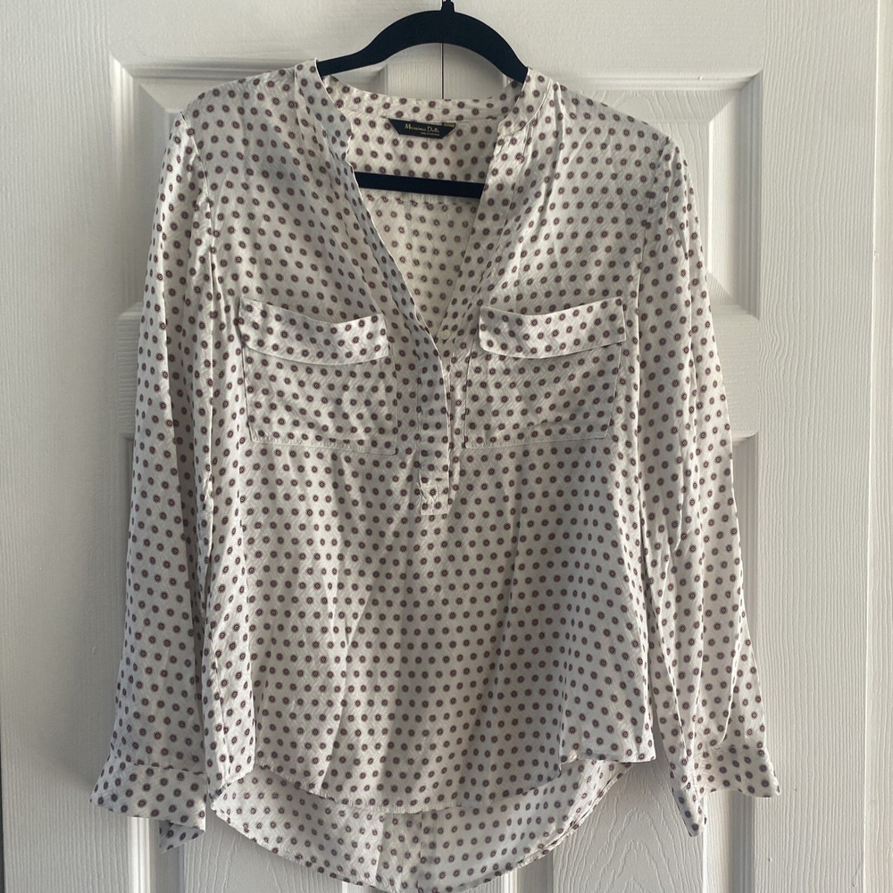Massimo Dutti Geometric Henley Blouse Womens Size 4 White Burgundy Silk Feel L/S